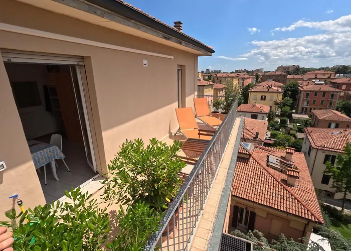 Bellavista Panoramic Terrace Con Terrazza Zona Sant Orsola 볼로냐